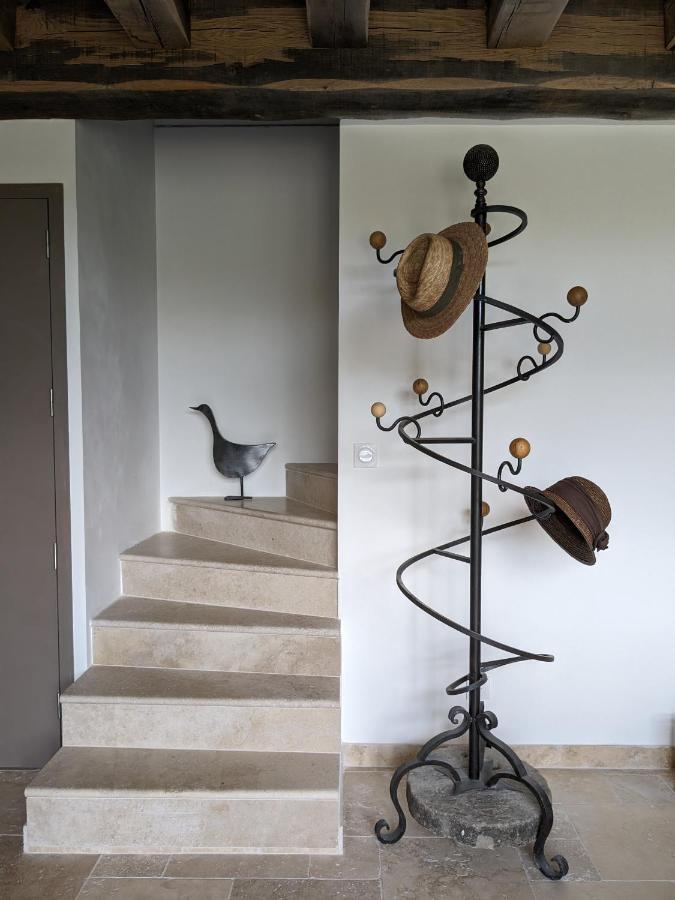 La Grange Symphorine, Chambre D'Hotes De Charme Situee Entre La Vallee De La Dordogne Et La Vallee De La Vezere Meyrals Dış mekan fotoğraf
